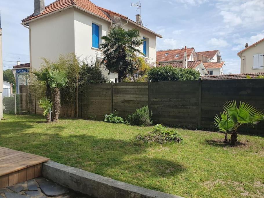 Royan - Villa La Cigale - 7 Chambres / 16 Couchages Exterior photo